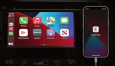 2022 Nissan Qashqai touch screen showing Apple Carplay screen