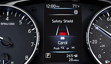 2022 Nissan Qashqai gauge cluster showing hands-free text messaging assistant