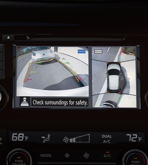 2022 Nissan Qashqai showing intelligent around view monitor on touch screen