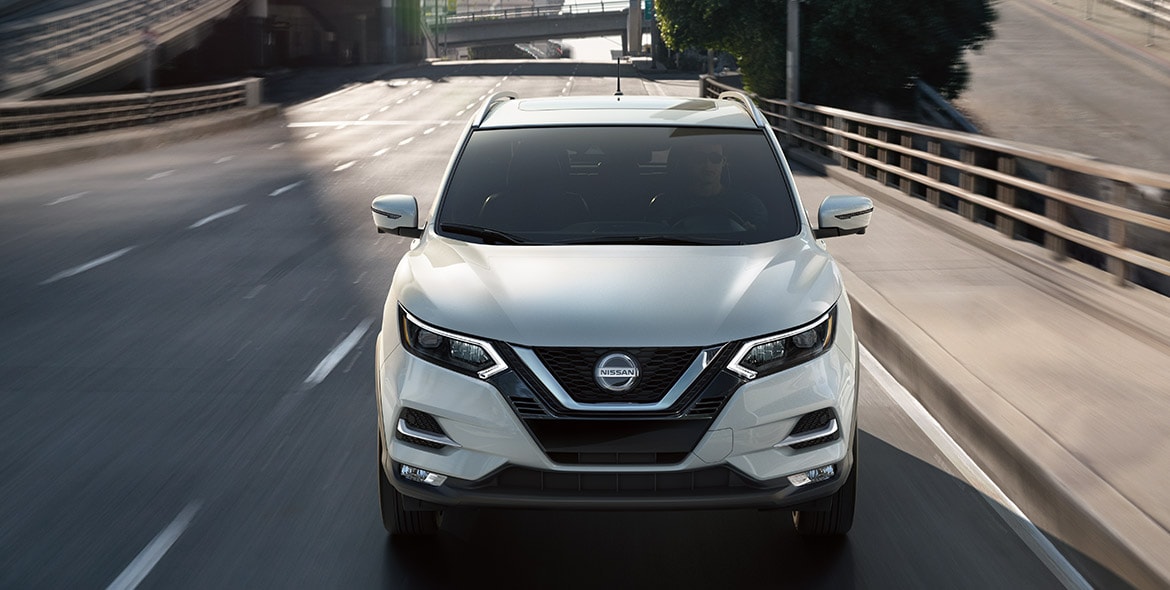 2022 Nissan Qashqai in Pearl White seen from front showing v-motion grille