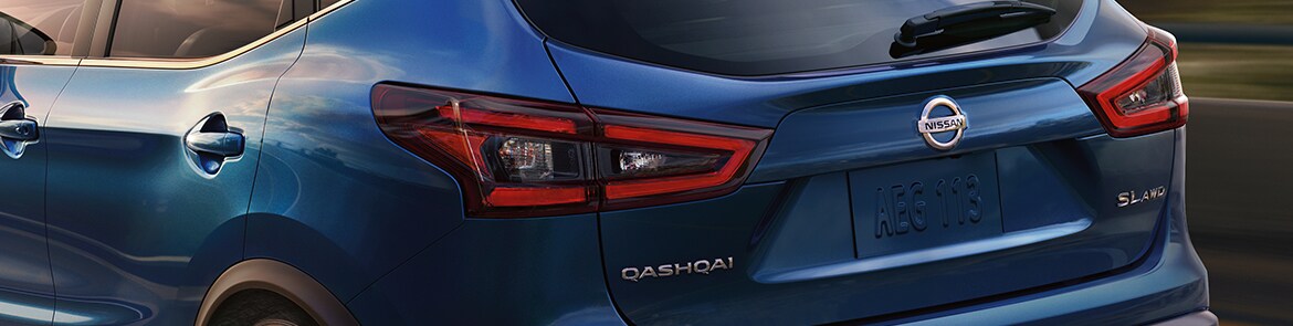 2022 Nissan Qashqai seen from behind showing taillights