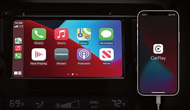 2023 Nissan Qashqai touch screen showing Apple Carplay screen