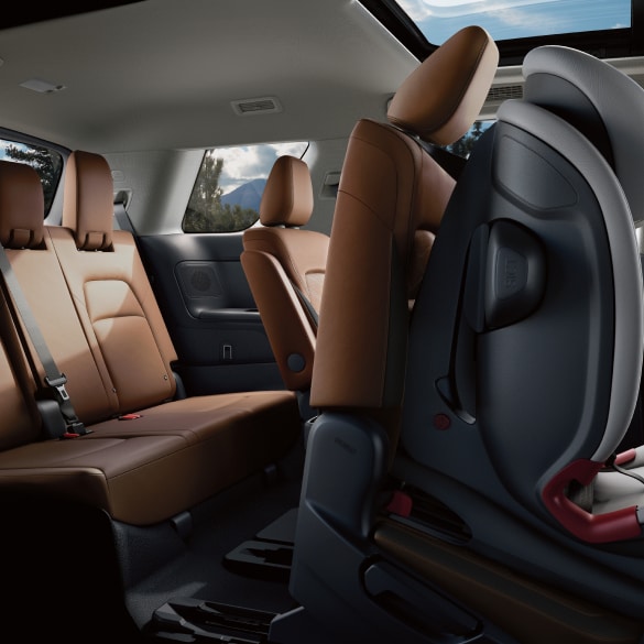 Nissan Pathfinder EZ Flex Seating System