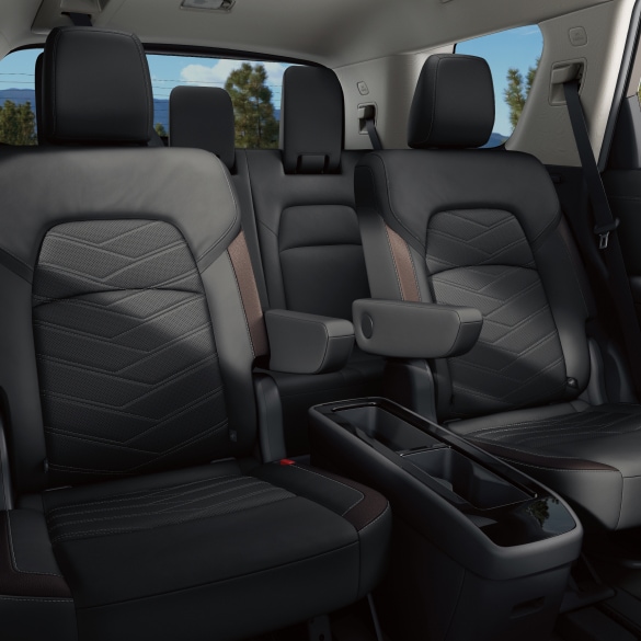 Nissan Pathfinder second row with captain's chairs