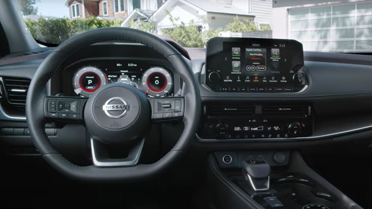 2023 Nissan Rogue connected technology video.