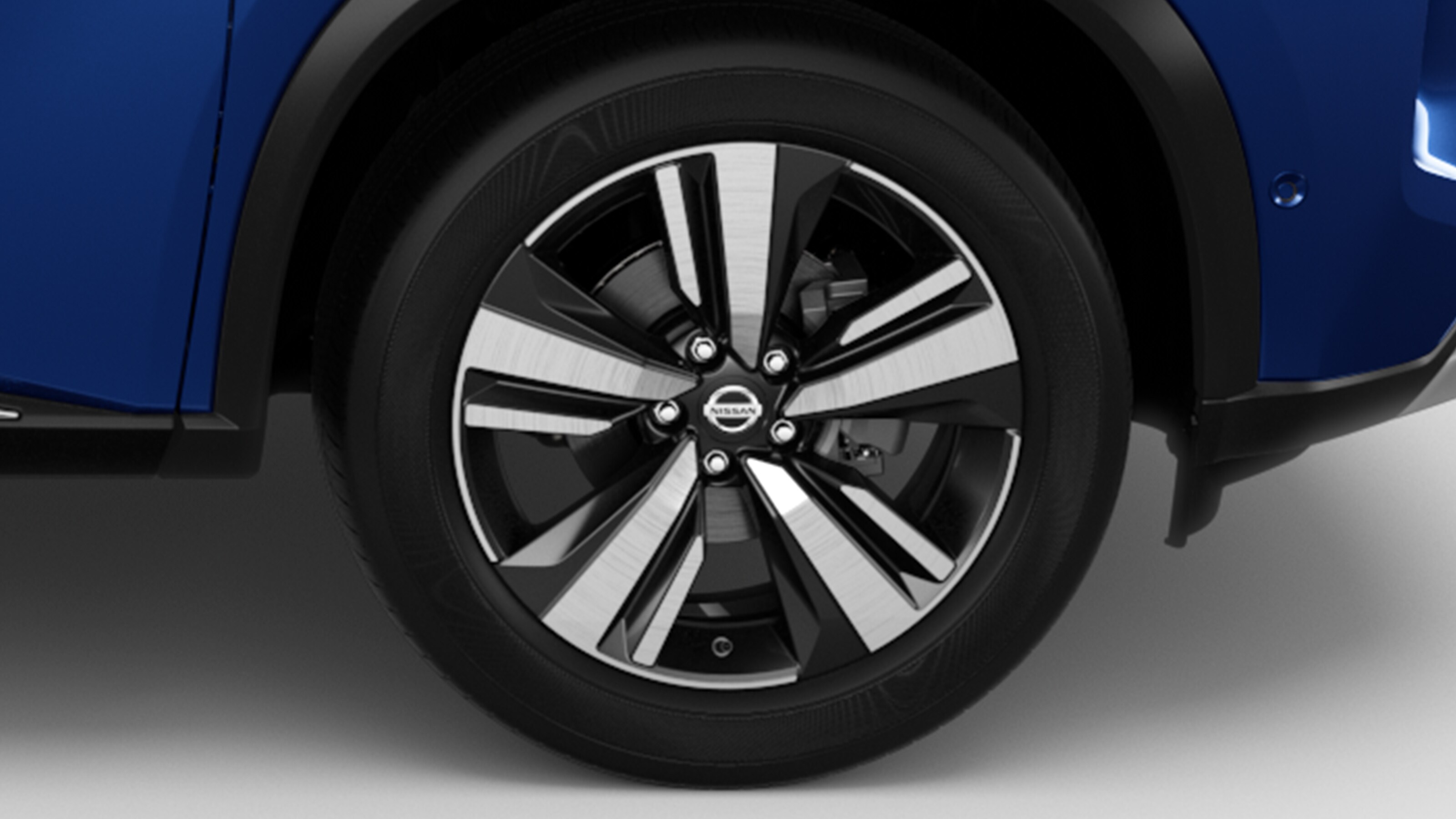 2021 Nissan Rogue tires and rims
