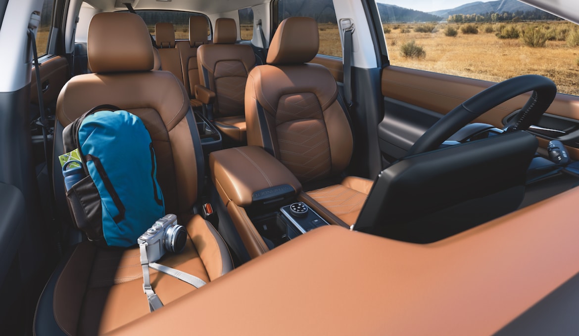 Nissan Pathfinder leather-appointed seats