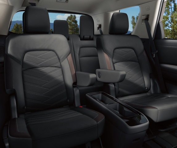 Nissan Pathfinder second row captain's chairs